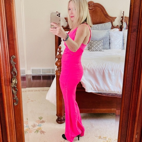 ROLY POLY neon pink wide leg romper - Picture 6 of 8